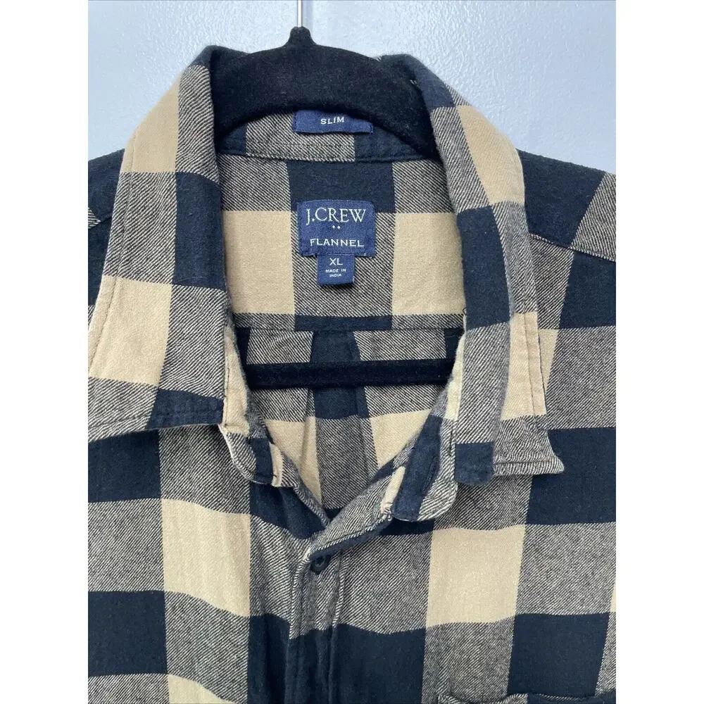 J. Crew Plaid Black Tan Flannel Button Up Shirt Pocket XL Lumber‎ Rugged Camp